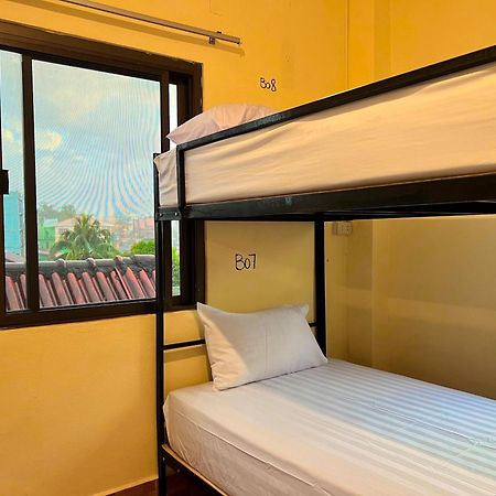 Easy Go Backpacker Hostel Vang Vieng Eksteriør billede
