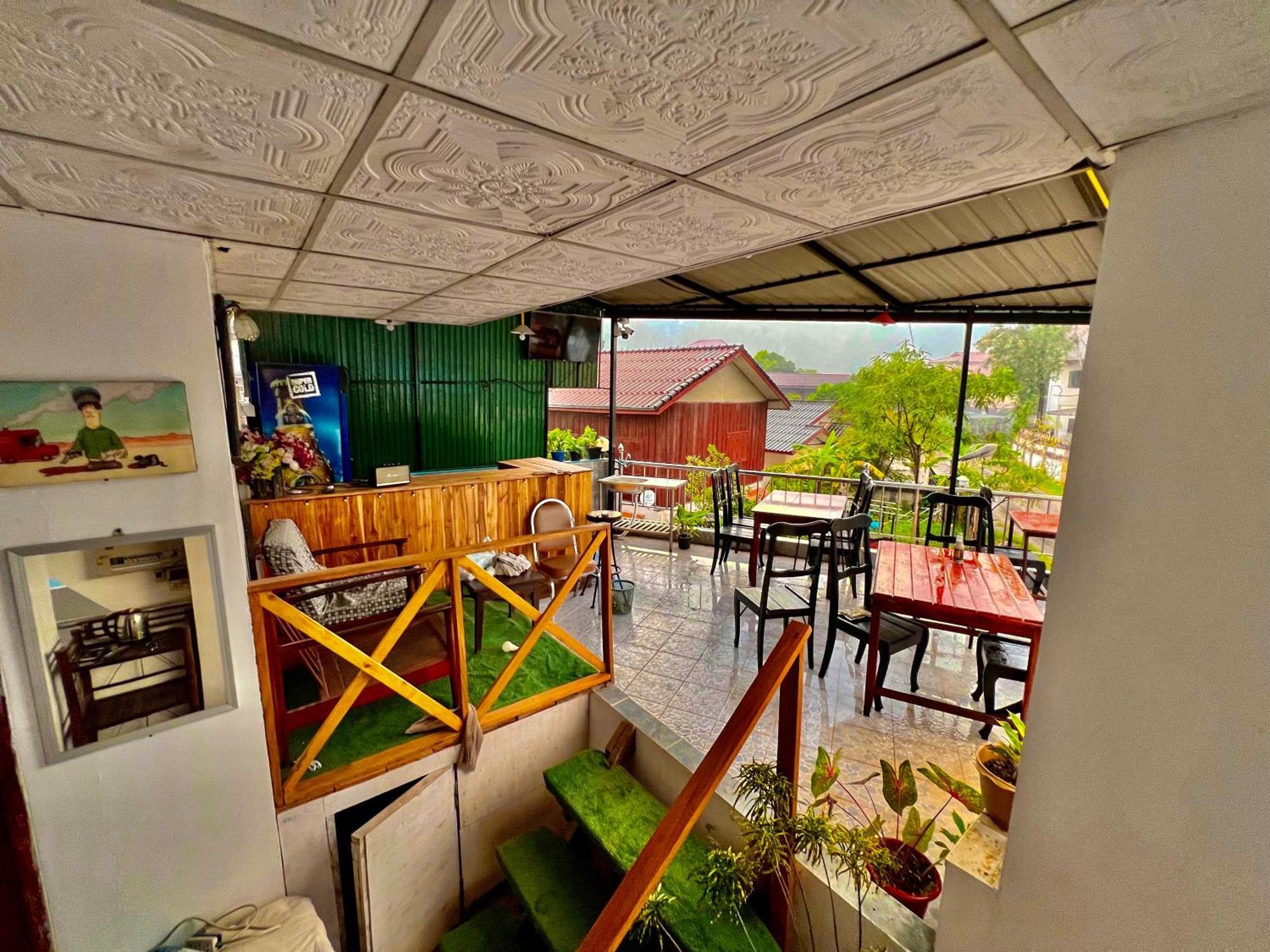 Easy Go Backpacker Hostel Vang Vieng Eksteriør billede